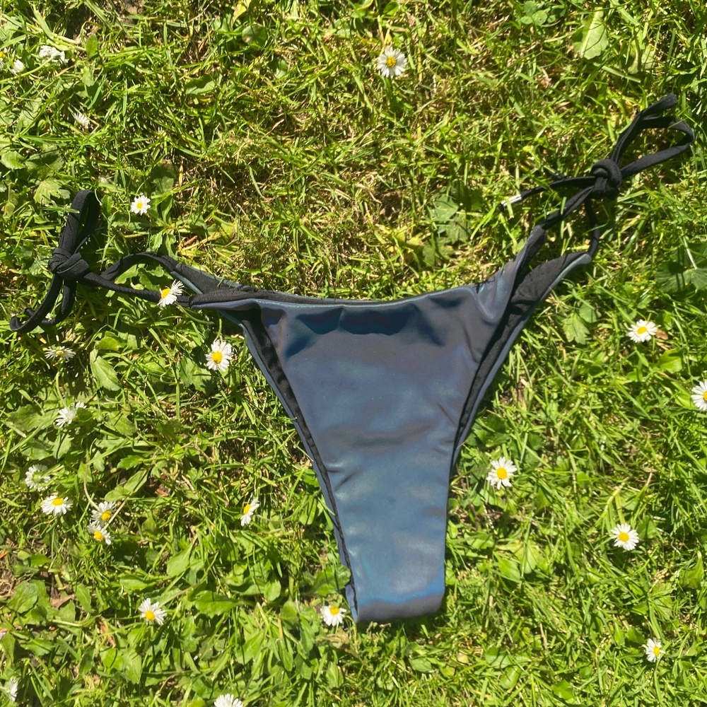 Moonshine Bikini - Picture 10 of 12